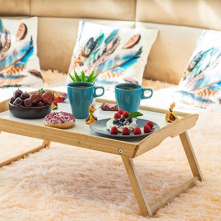 Skyhouse Riga Private Penthouse And Spa Luaran gambar