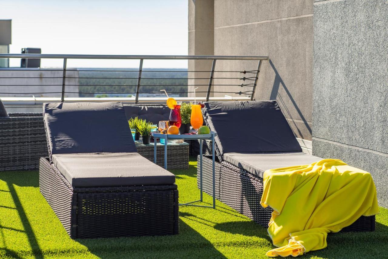 Skyhouse Riga Private Penthouse And Spa Luaran gambar