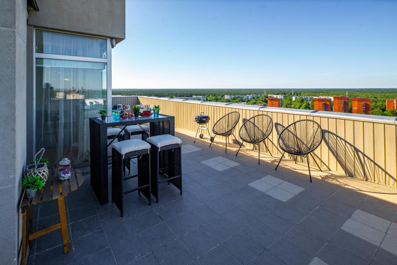 Skyhouse Riga Private Penthouse And Spa Luaran gambar